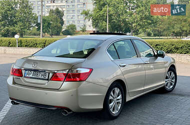 Седан Honda Accord 2013 в 