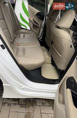 Седан Honda Accord 2015 в 