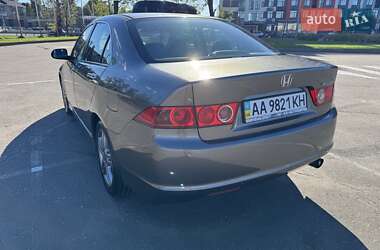 Седан Honda Accord 2008 в 
