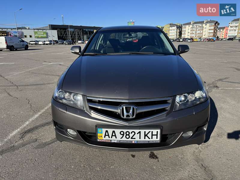 Седан Honda Accord 2008 в Києві