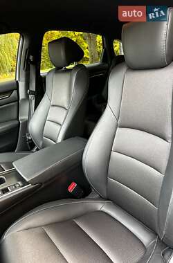 Седан Honda Accord 2022 в 