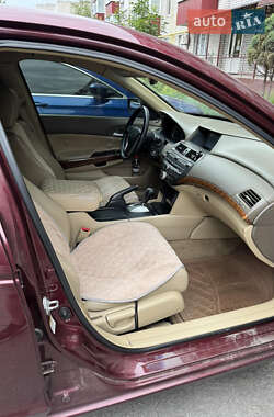 Седан Honda Accord 2008 в  фото 3 Седан Honda Accord 2008 в