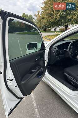 Седан Honda Accord 2013 в 