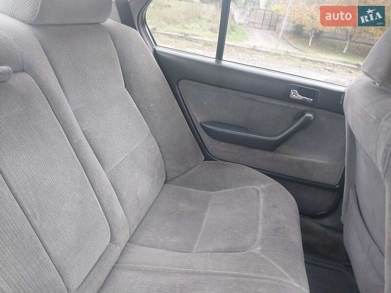 Седан Honda Accord 1993 в Дубні фото 38 Седан Honda Accord 1993 в Дубні