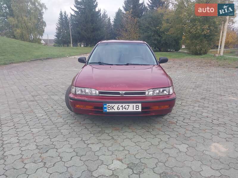Седан Honda Accord 1993 в Дубні фото 39 Седан Honda Accord 1993 в Дубні