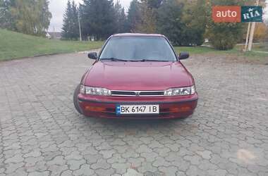 Седан Honda Accord 1993 в 
