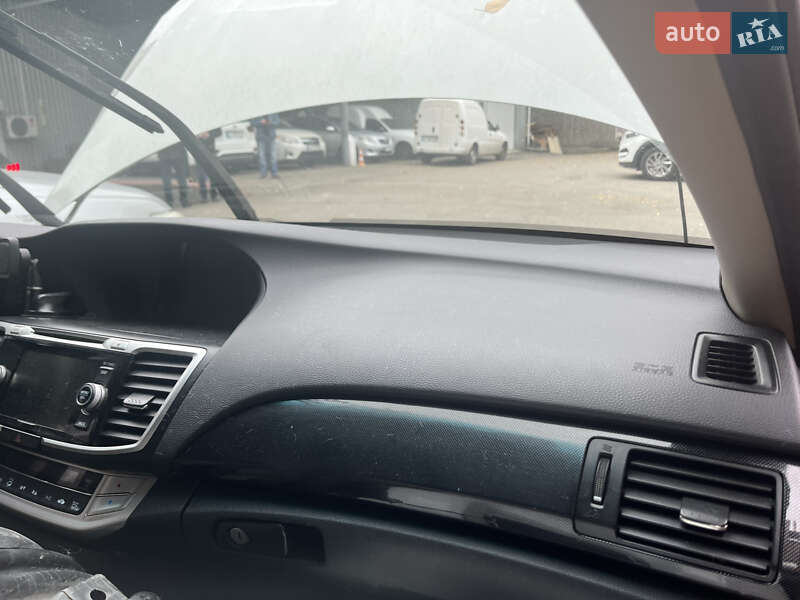 Купе Honda Accord 2014 в Києві фото 25 Купе Honda Accord 2014 в Києві