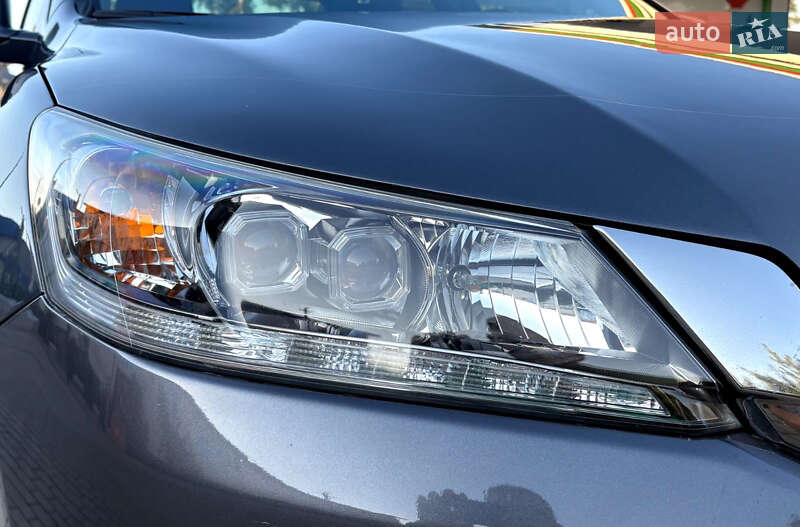 Седан Honda Accord 2013 в Ірпені