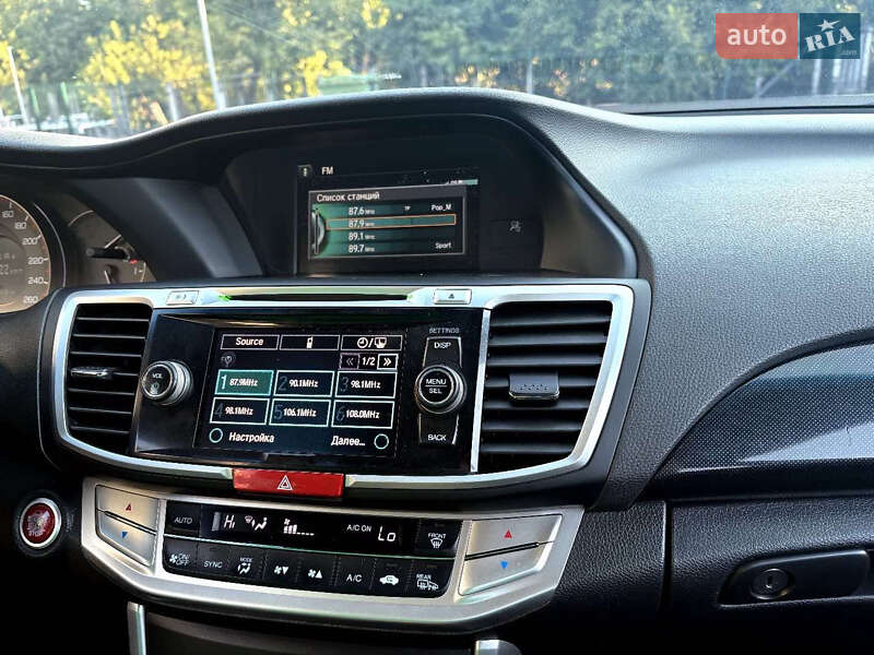 Седан Honda Accord 2013 в Ірпені