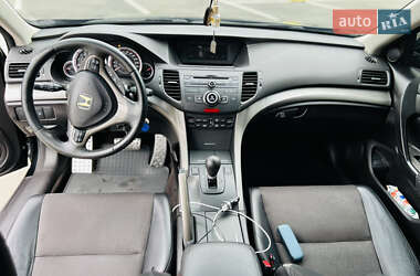 Седан Honda Accord 2008 в  фото 3 Седан Honda Accord 2008 в