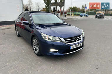 Седан Honda Accord 2013 в  фото 18 Седан Honda Accord 2013 в