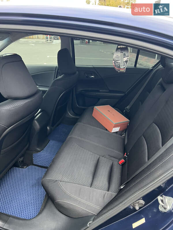 Седан Honda Accord 2013 в Виннице