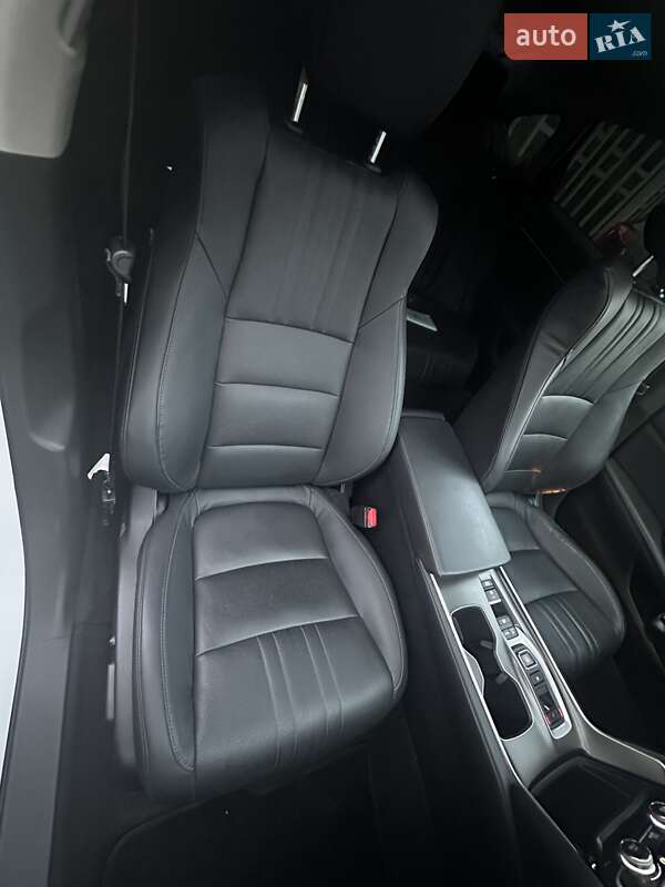 Седан Honda Accord 2018 в Киеве фото 25 Седан Honda Accord 2018 в Киеве