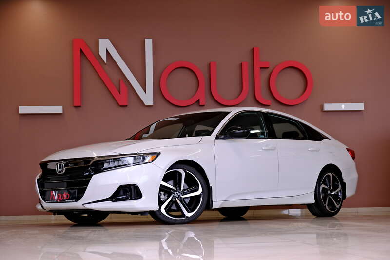 Седан Honda Accord 2022 в 