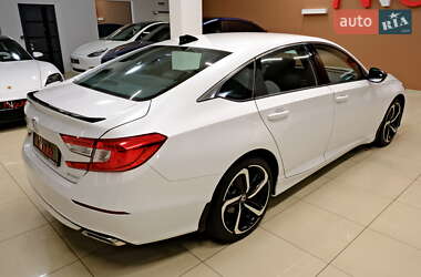 Седан Honda Accord 2022 в 