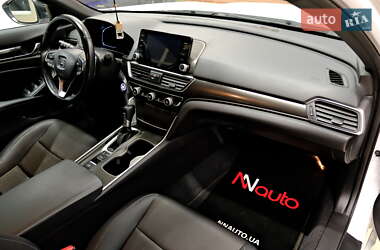 Седан Honda Accord 2022 в 