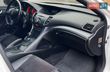 Седан Honda Accord 2012 в 