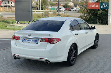 Седан Honda Accord 2011 в 