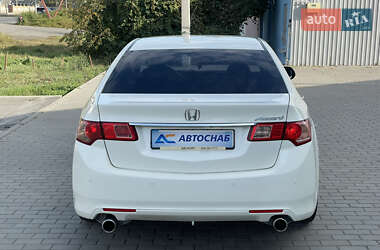 Седан Honda Accord 2011 в 