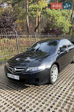 Седан Honda Accord 2006 в  фото 6 Седан Honda Accord 2006 в