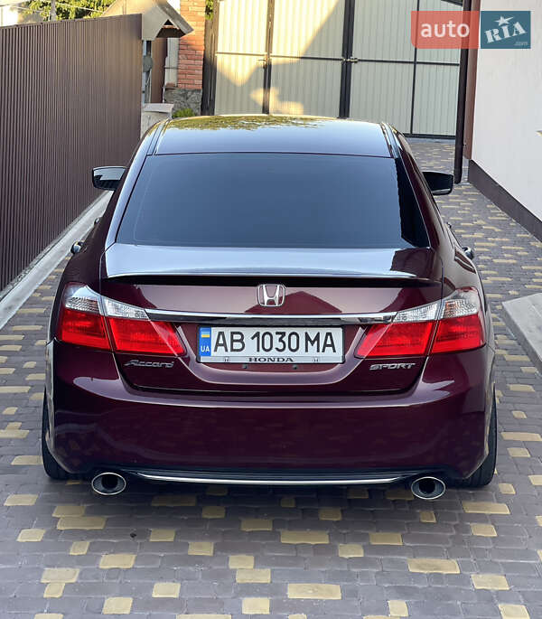 Седан Honda Accord 2013 в Тульчине