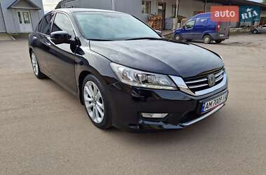 Седан Honda Accord 2013 в 