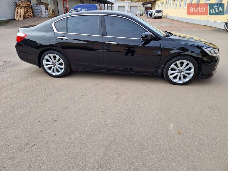 Седан Honda Accord 2013 в Житомирі фото 7 Седан Honda Accord 2013 в Житомирі