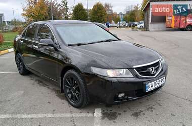 Седан Honda Accord 2005 в  фото 8 Седан Honda Accord 2005 в