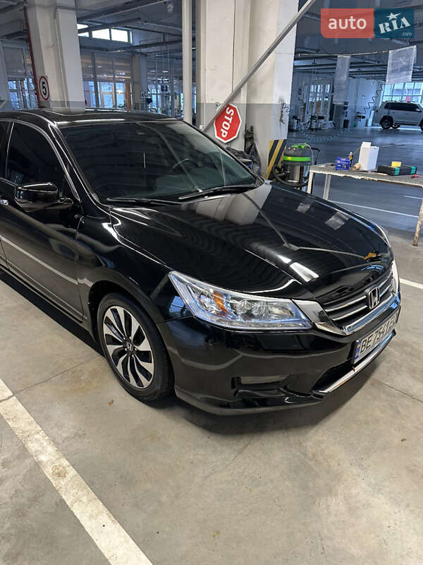 Седан Honda Accord 2014 в Николаеве