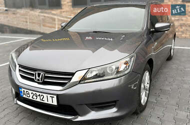 Седан Honda Accord 2014 в Вінниці Седан Honda Accord 2014 в Вінниці