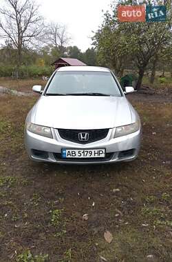 Седан Honda Accord 2004 в Виннице