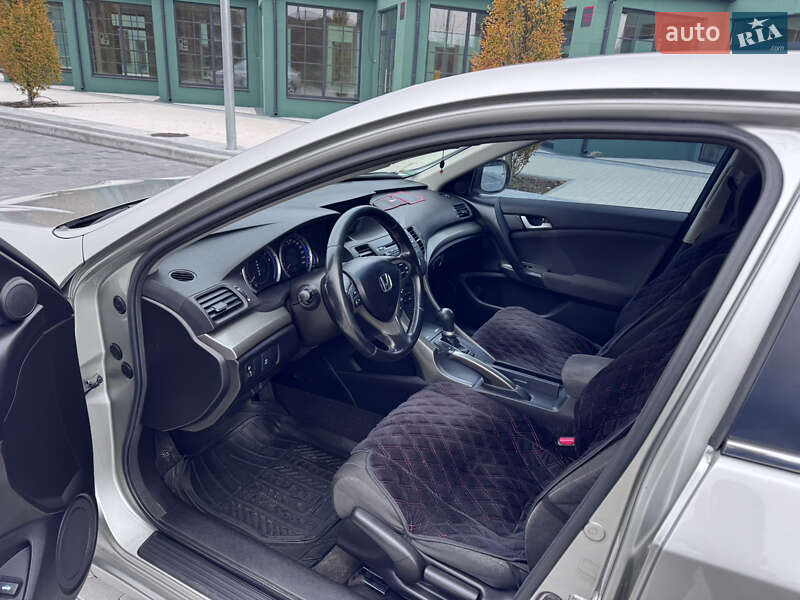 Седан Honda Accord 2008 в Киеве