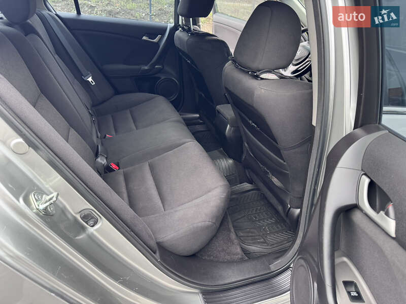 Седан Honda Accord 2008 в Киеве