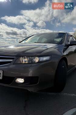 Седан Honda Accord 2007 в  фото 11 Седан Honda Accord 2007 в