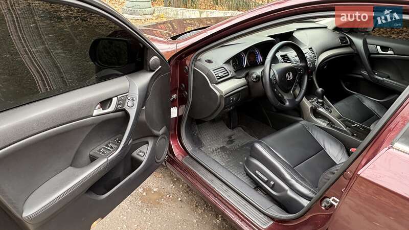 Седан Honda Accord 2010 в Харькове