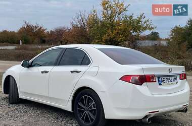 Седан Honda Accord 2011 в  фото 28 Седан Honda Accord 2011 в