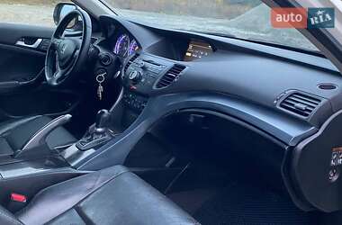 Седан Honda Accord 2011 в  фото 27 Седан Honda Accord 2011 в