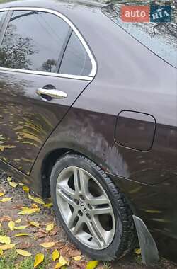 Седан Honda Accord 2008 в  фото 4 Седан Honda Accord 2008 в