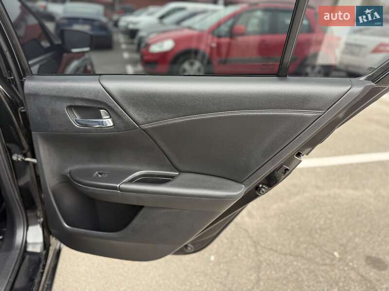 Седан Honda Accord 2014 в Києві фото 29 Седан Honda Accord 2014 в Києві