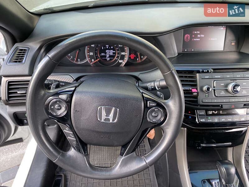Седан Honda Accord 2016 в Киеве