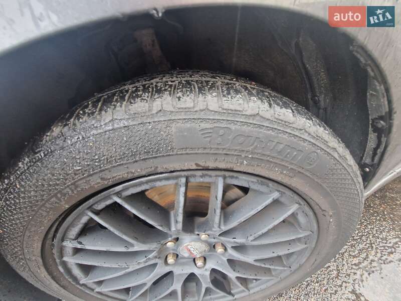 Седан Honda Accord 2010 в Глевасі