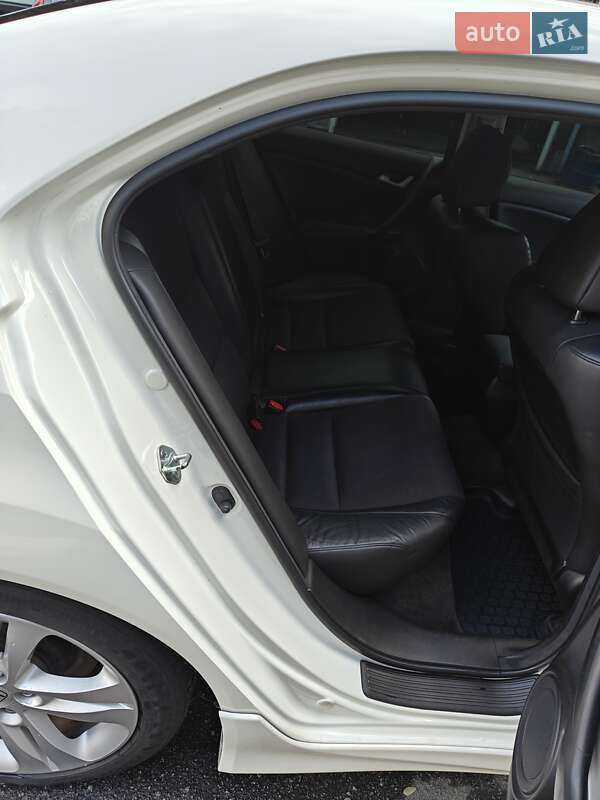 Седан Honda Accord 2008 в Нікополі