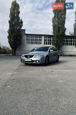 Седан Honda Accord 2004 в Кривом Роге Седан Honda Accord 2004 в Кривом Роге