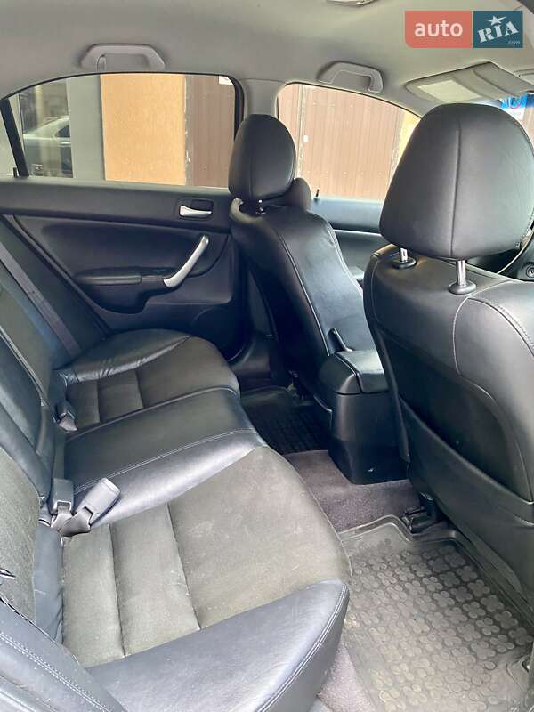 Седан Honda Accord 2005 в Івано-Франківську