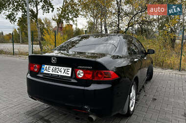 Седан Honda Accord 2004 в  фото 2 Седан Honda Accord 2004 в