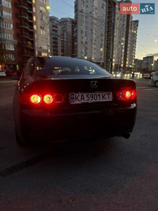 Седан Honda Accord 2005 в Киеве фото 5 Седан Honda Accord 2005 в Киеве