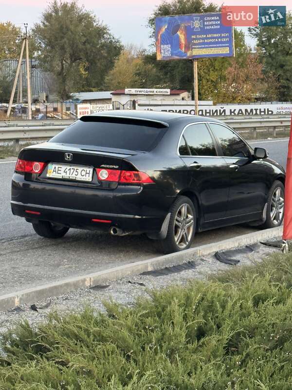 Седан Honda Accord 2008 в  фото Седан Honda Accord 2008 в