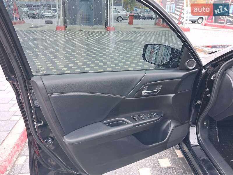 Седан Honda Accord 2013 в Полтаві фото 16 Седан Honda Accord 2013 в Полтаві