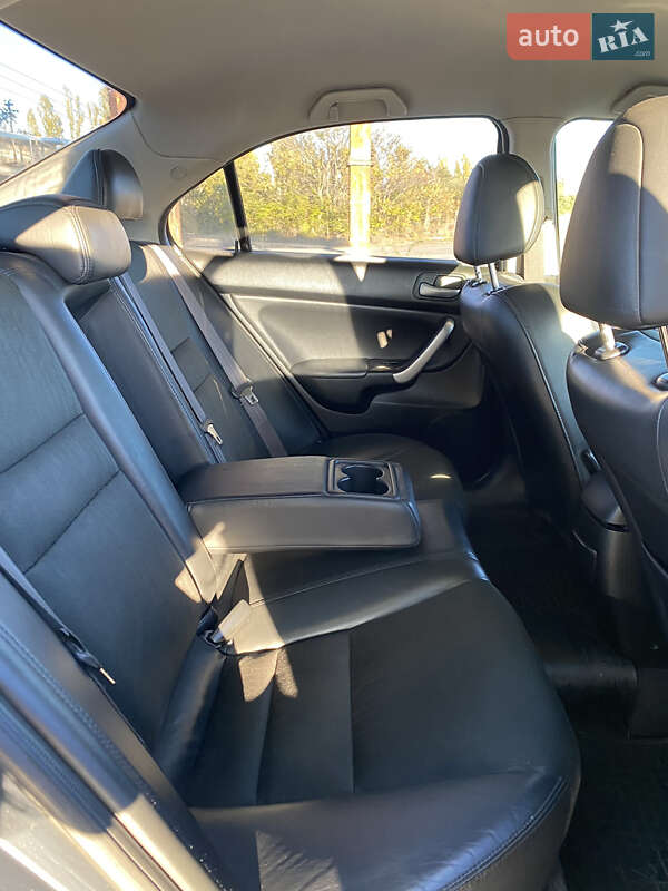 Седан Honda Accord 2003 в Білгороді-Дністровському