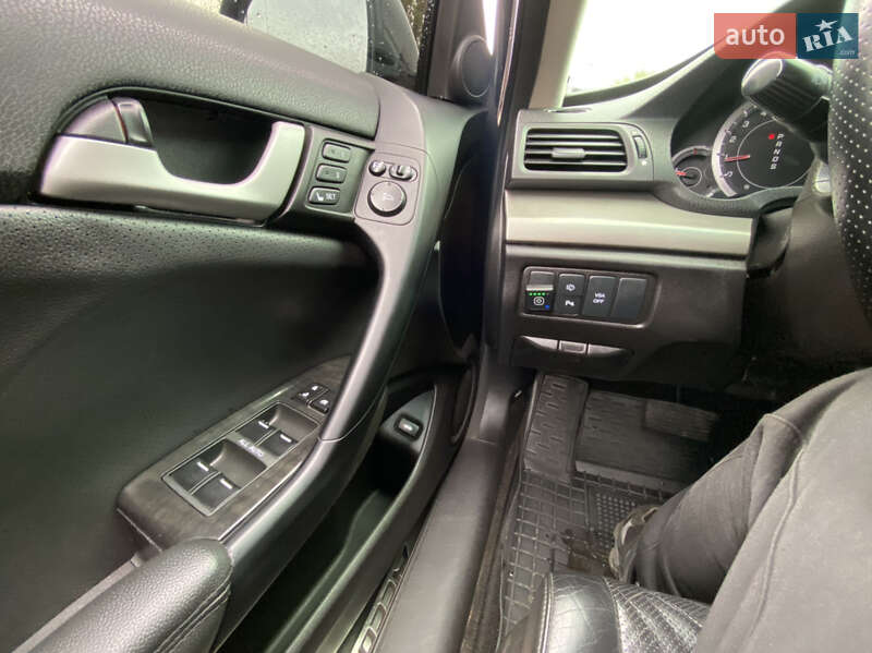 Седан Honda Accord 2008 в Лебедине